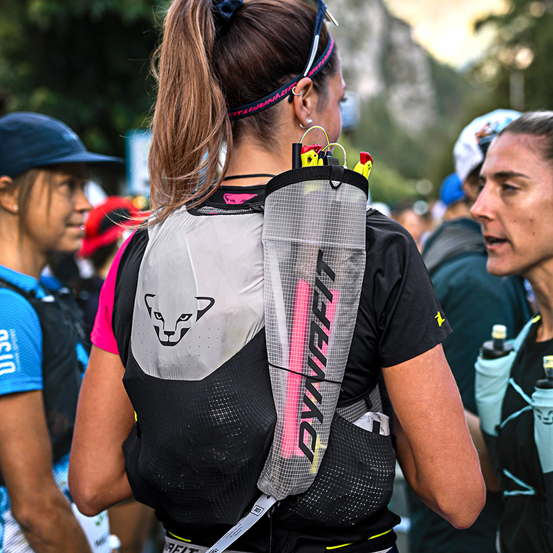 Vest Chạy Địa Hình Dynafit - DNA 8 Vest - Fluo Yellow/Black Out